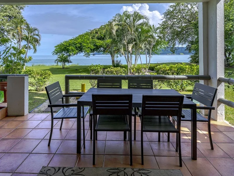 3 Bed Condo For Sale in Playa Flamingo, photo 2