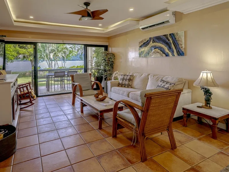 3 Bed Condo For Sale in Playa Flamingo, photo 3