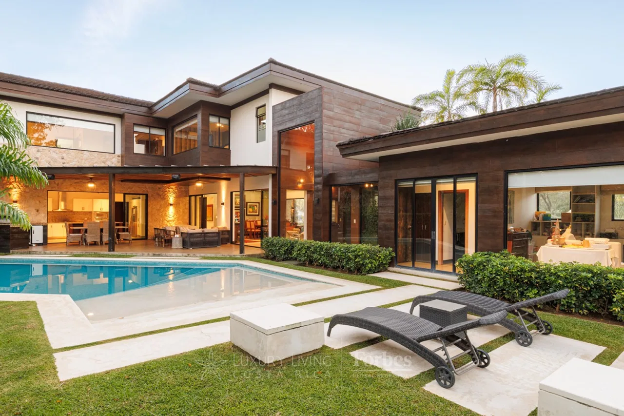 Luxury Villa 4 Bedrooms, Office Pool Los Reyes