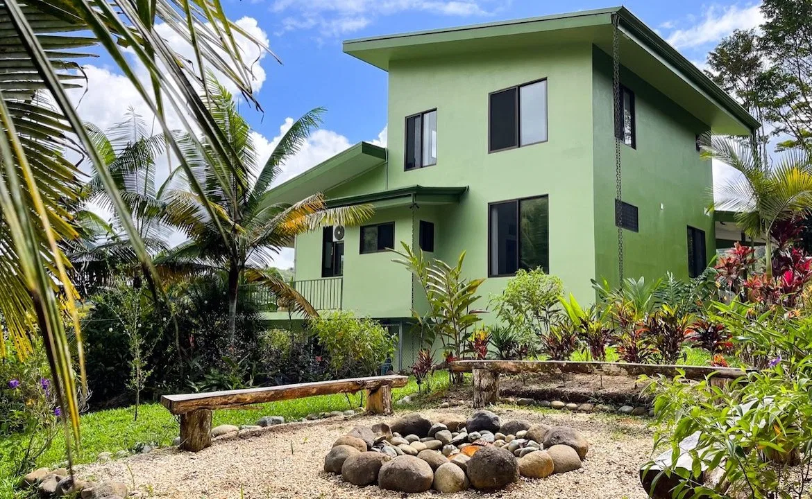 A HOLISTIC SANCTUARY IN SERENITY GARDENS – 1.03 ACRES, photo 4