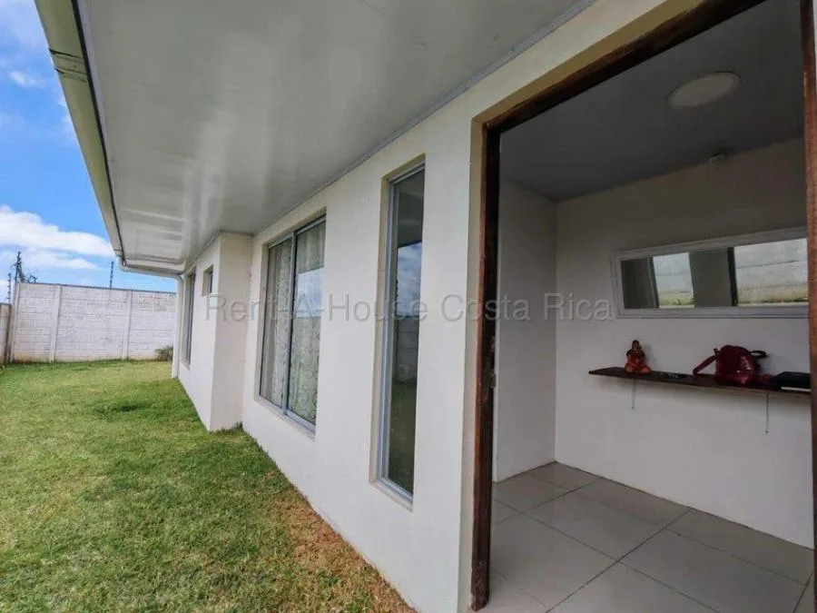 Alquiler de Propiedad con 2 Apartamentos en San Isidro de Heredia. RAH 26-1621 - Alquiler / Renta en San Isidro, photo 5