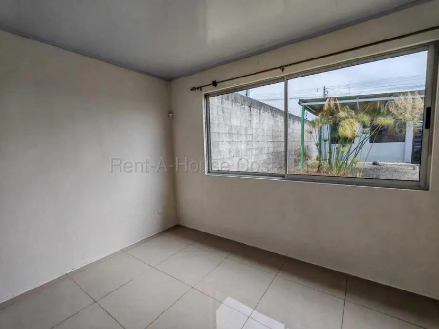 Alquiler de Propiedad con 2 Apartamentos en San Isidro de Heredia. RAH 26-1621 - Alquiler / Renta en San Isidro, photo 6
