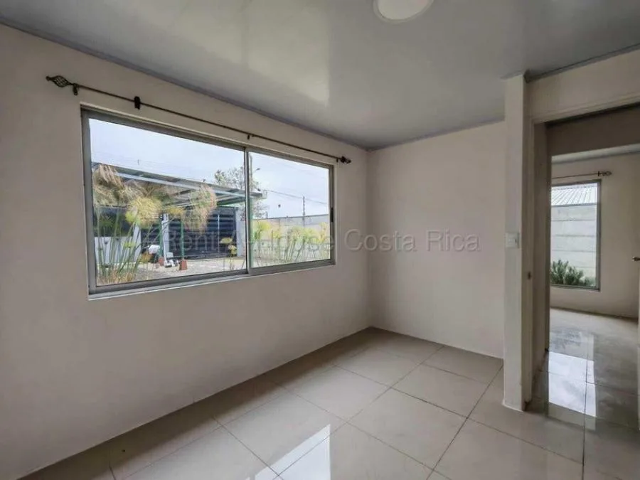 Alquiler de Propiedad con 2 Apartamentos en San Isidro de Heredia. RAH 26-1621 - Alquiler / Renta en San Isidro, photo 8