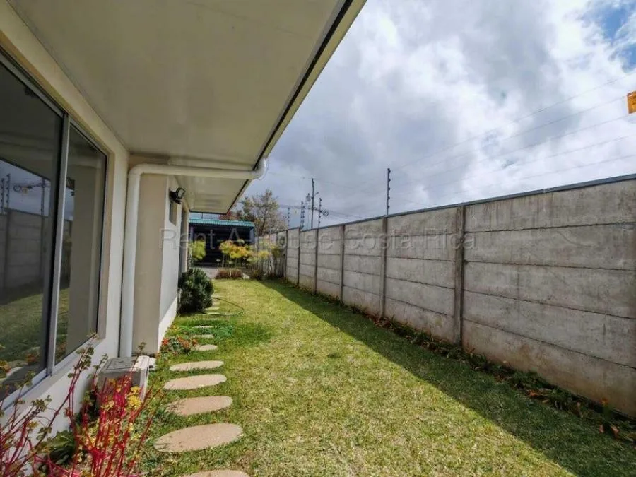 Alquiler de Propiedad con 2 Apartamentos en San Isidro de Heredia. RAH 26-1621 - Alquiler / Renta en San Isidro, photo 10