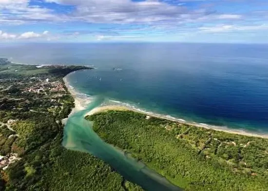 Great Location Lots in Tamarindo Beach