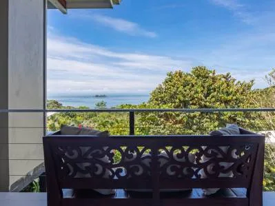 Luxury Villa with Guest House and Ocean Views, photo 4