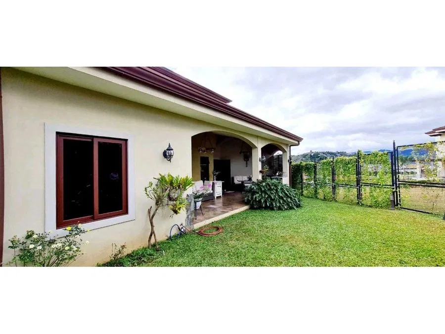 VENDO CASA EN ELEGANTE.CONDOMINIO CERCA DE WALMART CURRIDABAT, photo 5