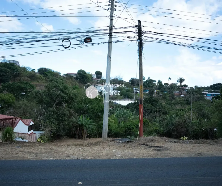 This development is located on a national road in a central area with easy access and high exposure, making it ideal for ..., photo 6