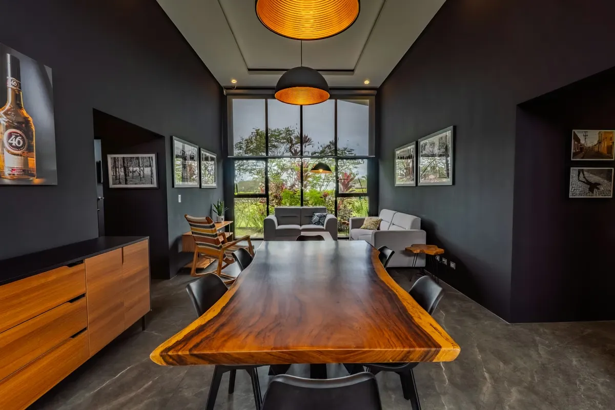 Modern house for rent in Hacienda Los Reyes