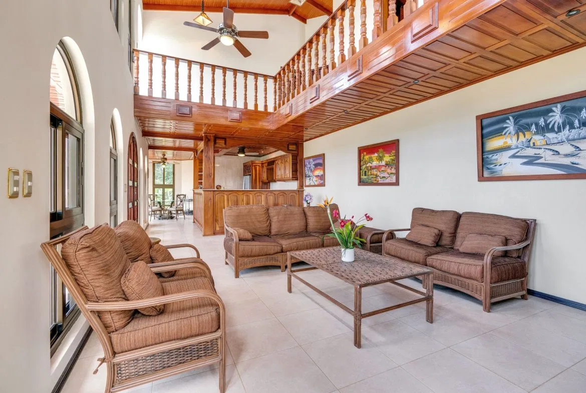 OCEAN VIEW ESTATE HOME WITH GUEST BUNGALOW, CARETAKER HOME, FRUIT TREES, AND WATERFALL – 3.47 ACRES, photo 15