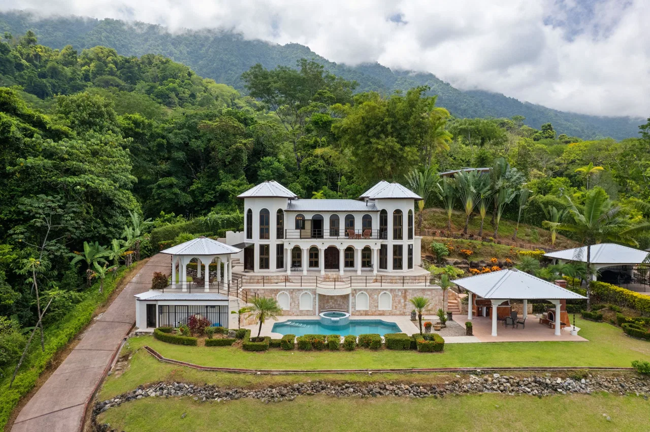 OCEAN VIEW ESTATE HOME WITH GUEST BUNGALOW, CARETAKER HOME, FRUIT TREES, AND WATERFALL – 3.47 ACRES, photo 6