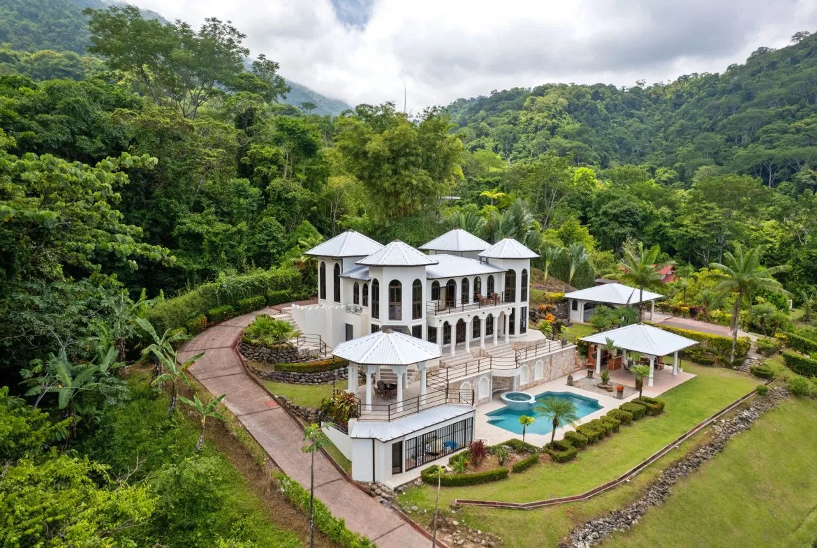 OCEAN VIEW ESTATE HOME WITH GUEST BUNGALOW, CARETAKER HOME, FRUIT TREES, AND WATERFALL – 3.47 ACRES, photo 9