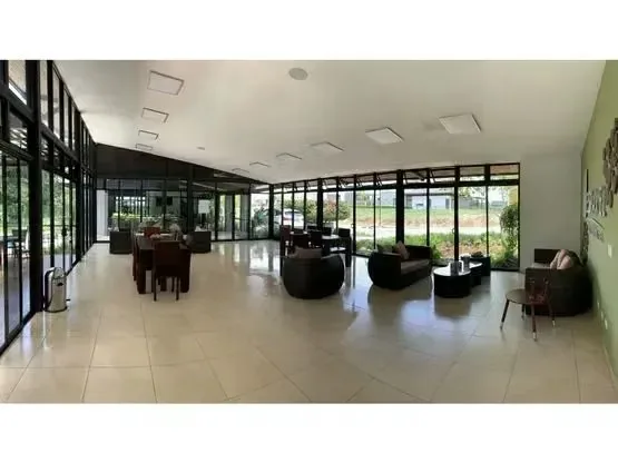 This home is located in the exclusive residential community of Hacienda Espavel, in La Guácima, Alajuela. It features 400 m² of living space on a 807 m² lot. The property includes a ..., photo 4