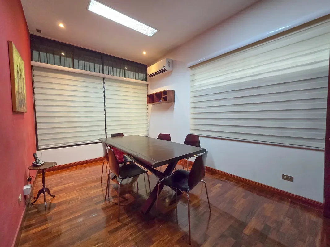 Office space for rent in Sabana Sur with easy access. Located on the 1st floor, it measures a total of 318 m2 of construction, distributed as follows:, photo 9