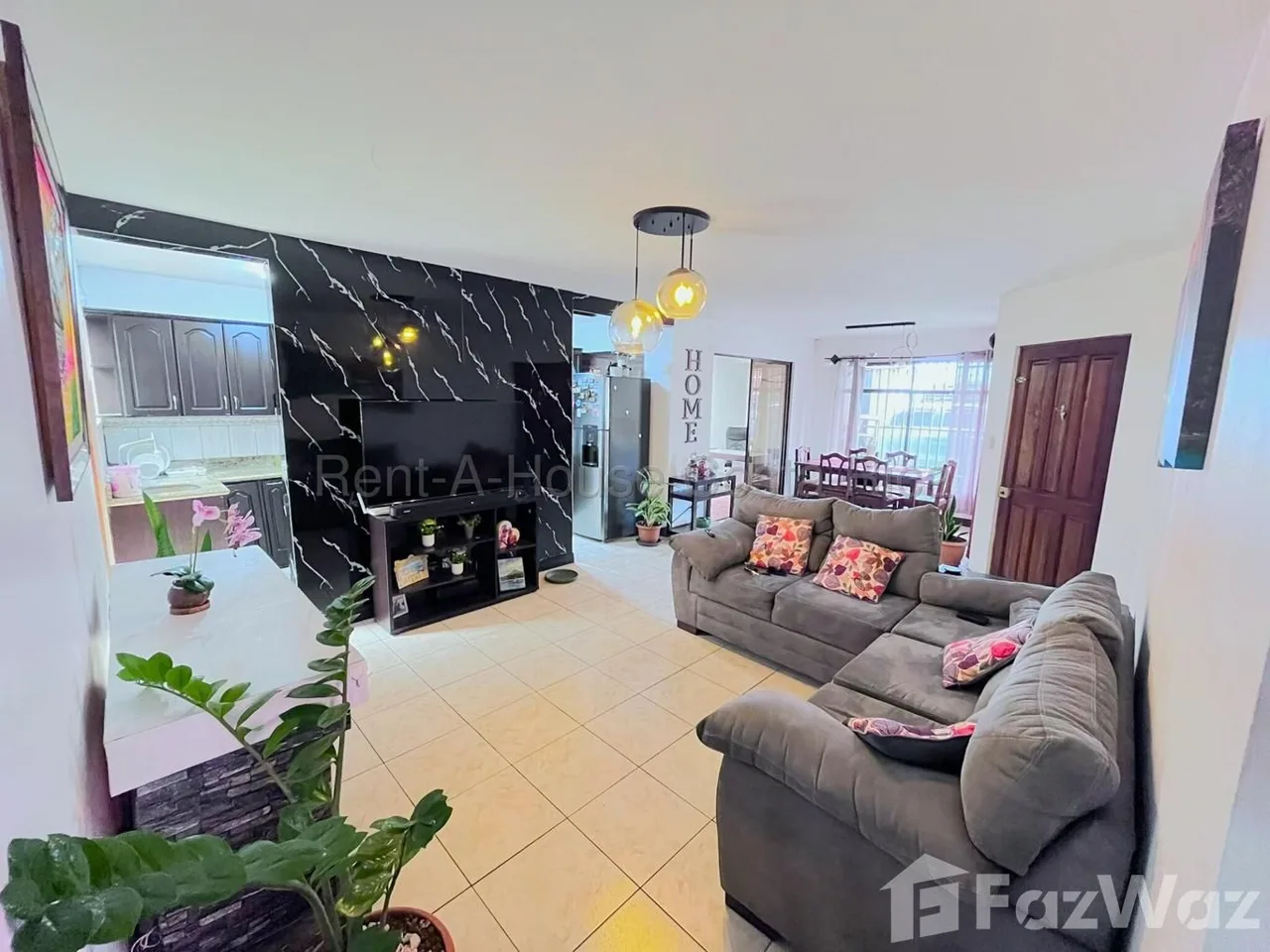 4 Bedroom House for Sale at Goicochea for $160,000, photo 5