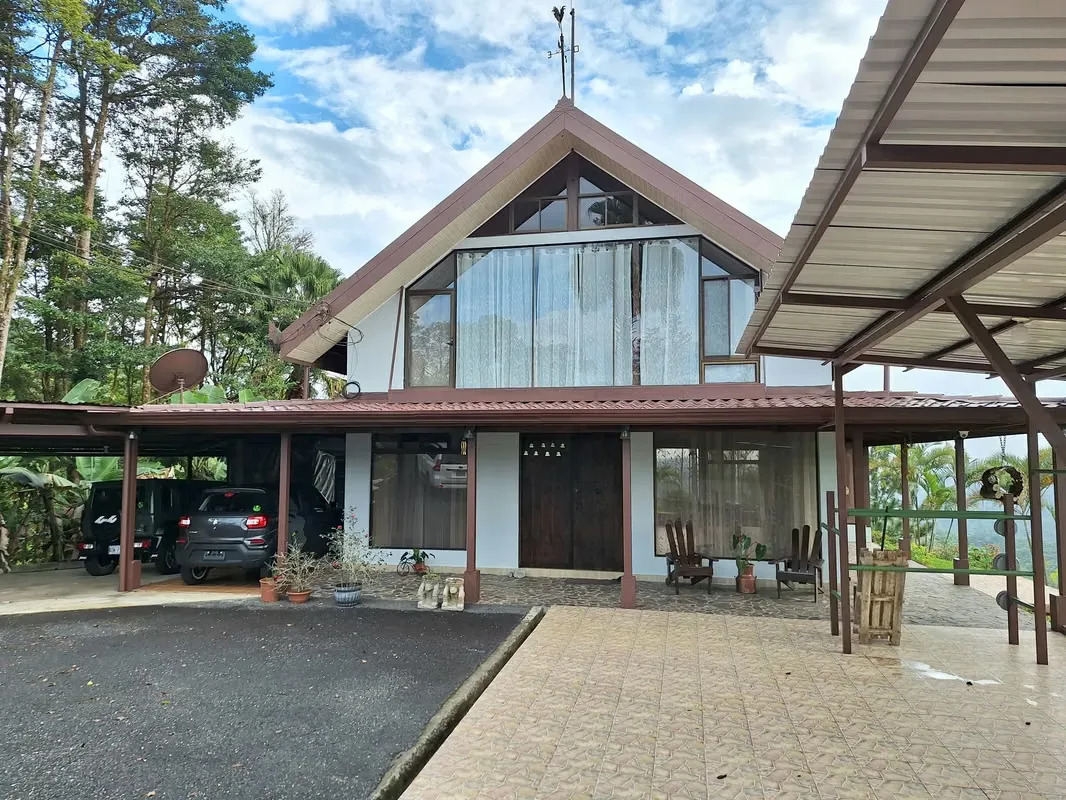 For sale property in San Vito