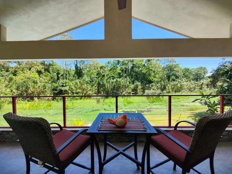 Penshurt Riverside Oasis: Stunning Riverside Property with 2-Bedroom Home and Additional Apartment, photo 12