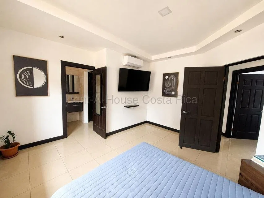 CASA EN VENTA EN BRASIL  DE SANTA ANA - Venta en Santa Ana, photo 12