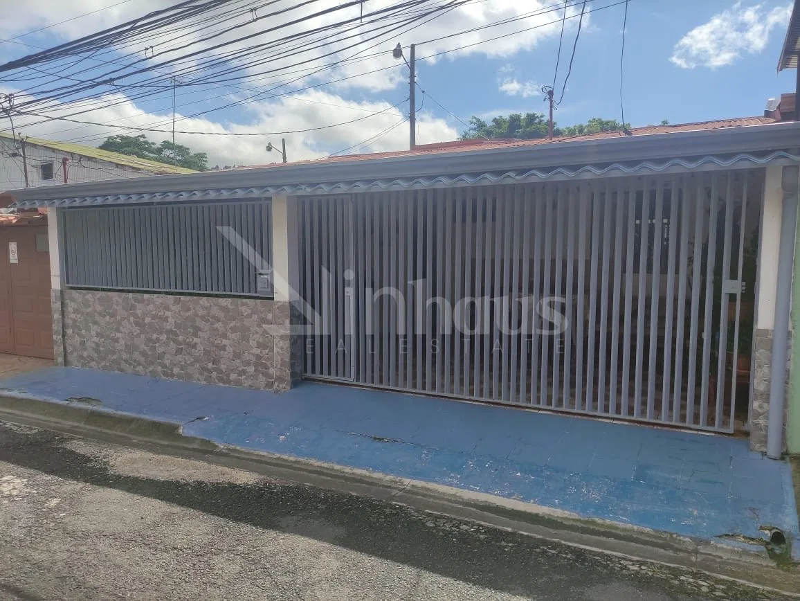 Venta de casa en San Lorenzo de Desamparados