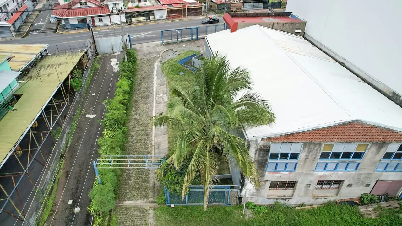 For Sale: Land on Main Street, Calle Blancos, San José (AD).