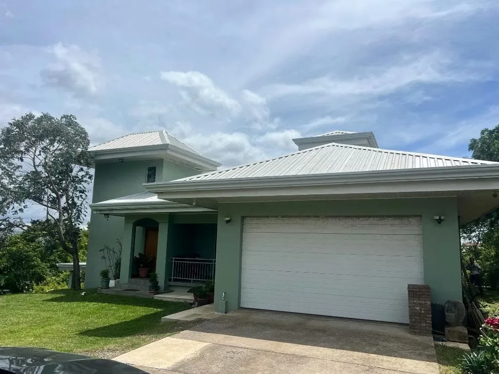 Mountain Villa for Sale San Rafael Heredia $650,000