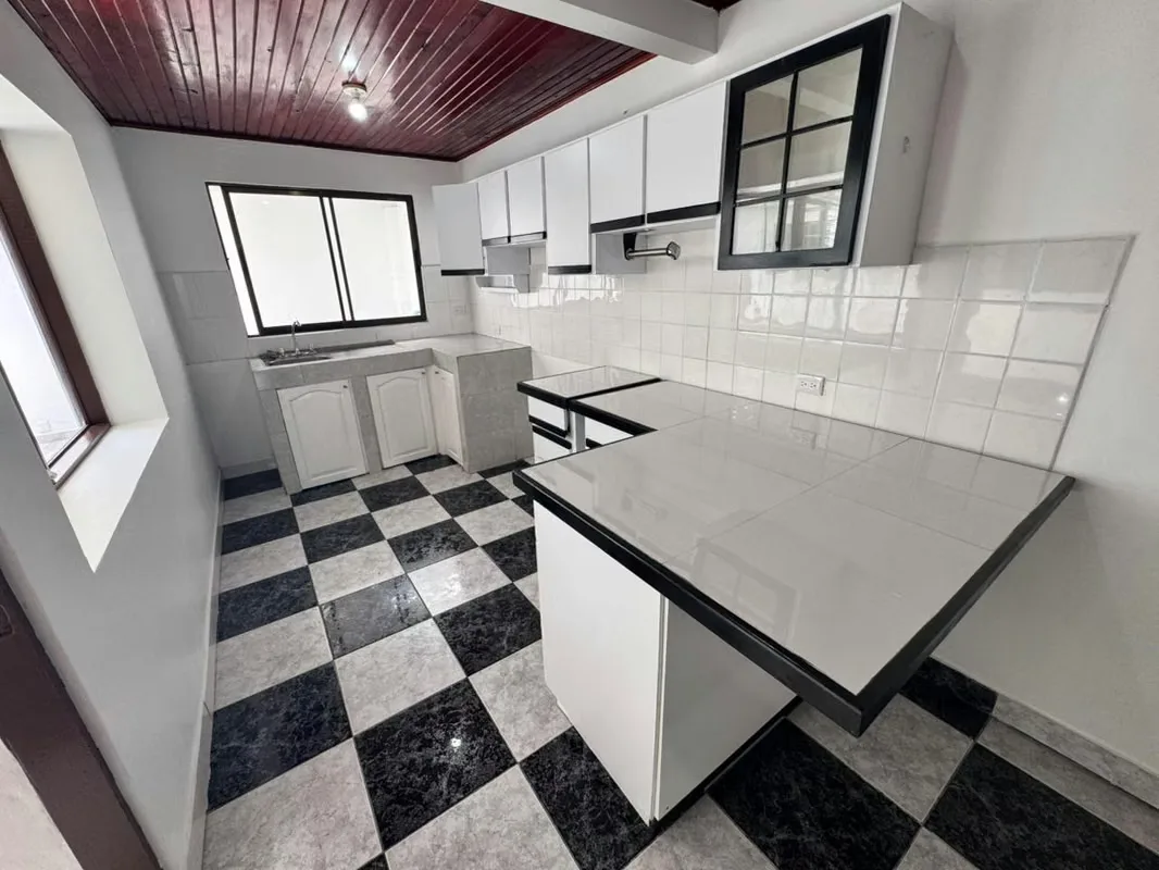 Venta de casa de una planta en el Carmen de Guadalupe, Mata de Plátano, Goicoechea. El lote mide 180 m2, con una construcción de 165 m2 aproximadamente. Tiene cochera con portón ..., photo 12