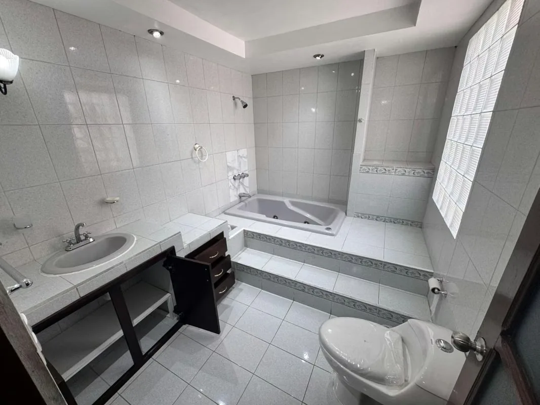 Venta de casa de una planta en el Carmen de Guadalupe, Mata de Plátano, Goicoechea. El lote mide 180 m2, con una construcción de 165 m2 aproximadamente. Tiene cochera con portón ..., photo 7