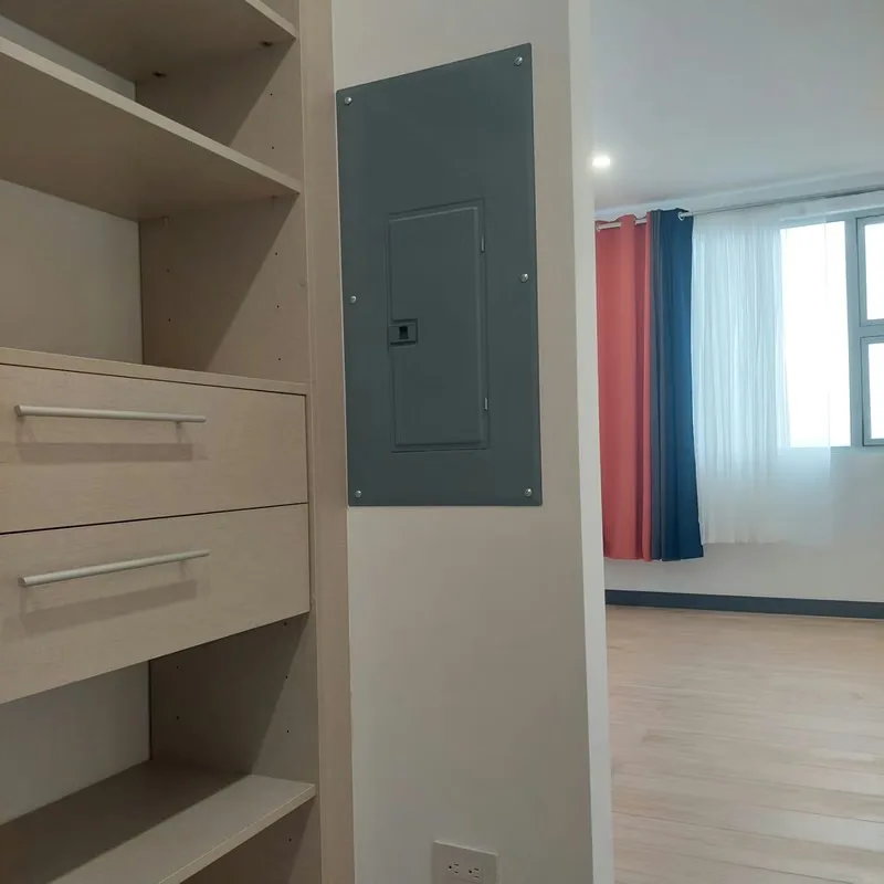 Para estrenar, con electrodomésticos y accesorios (abanicos, espejos y lámparas)., photo 13