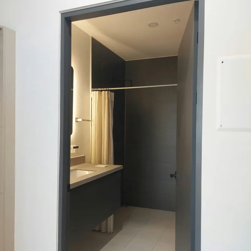 Para estrenar, con electrodomésticos y accesorios (abanicos, espejos y lámparas)., photo 15