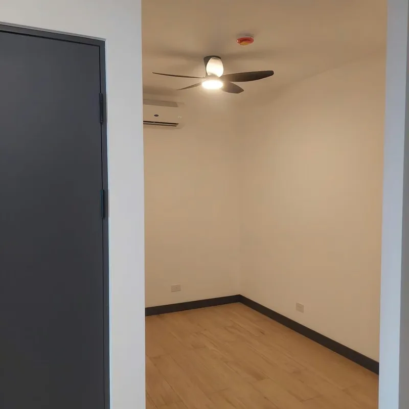 Para estrenar, con electrodomésticos y accesorios (abanicos, espejos y lámparas)., photo 16