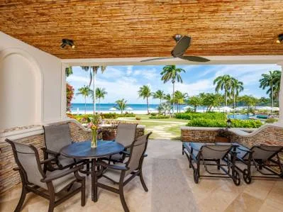 LUXURY BEACHFRONT VILLA THE PALMS #6
