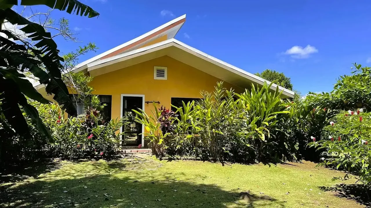 BEAUTIFUL HOME FOR SALE IN VALLE AZUL – NEAR LA FORTUNA, COSTA RICA