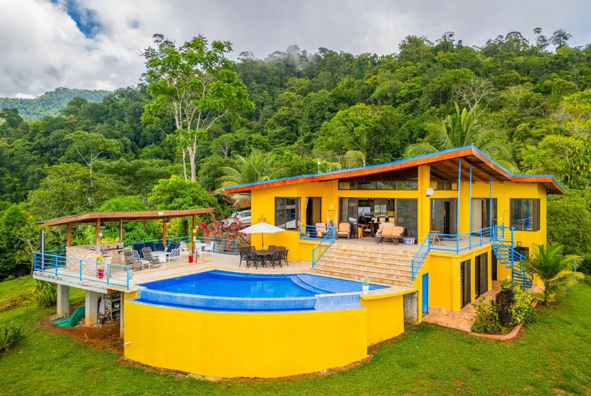 PROPERTY WITH PANORAMIC VIEWS OF THE OCEAN AND MOUNTAINS – 10.30 ACRES, photo 2