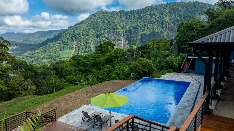 EXTRAORDINARY OCEAN-VIEW ESTATE & RETREAT OPPORTUNITY IN THE DIAMANTE VALLEY WITH RESTAURANT, POOL AND GYM – 3.5 ACRES, photo 2