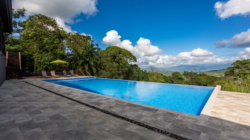 EXTRAORDINARY OCEAN-VIEW ESTATE & RETREAT OPPORTUNITY IN THE DIAMANTE VALLEY WITH RESTAURANT, POOL AND GYM – 3.5 ACRES, photo 23