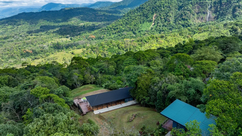 EXTRAORDINARY OCEAN-VIEW ESTATE & RETREAT OPPORTUNITY IN THE DIAMANTE VALLEY WITH RESTAURANT, POOL AND GYM – 3.5 ACRES, photo 5