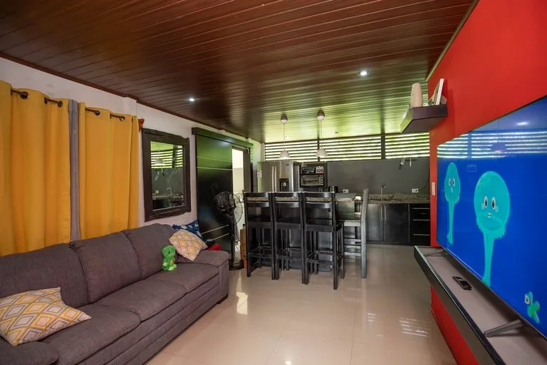 Apartment Hotel with Owners Suite, Fantastic Oportunity for Hostel in Uvita, photo 13