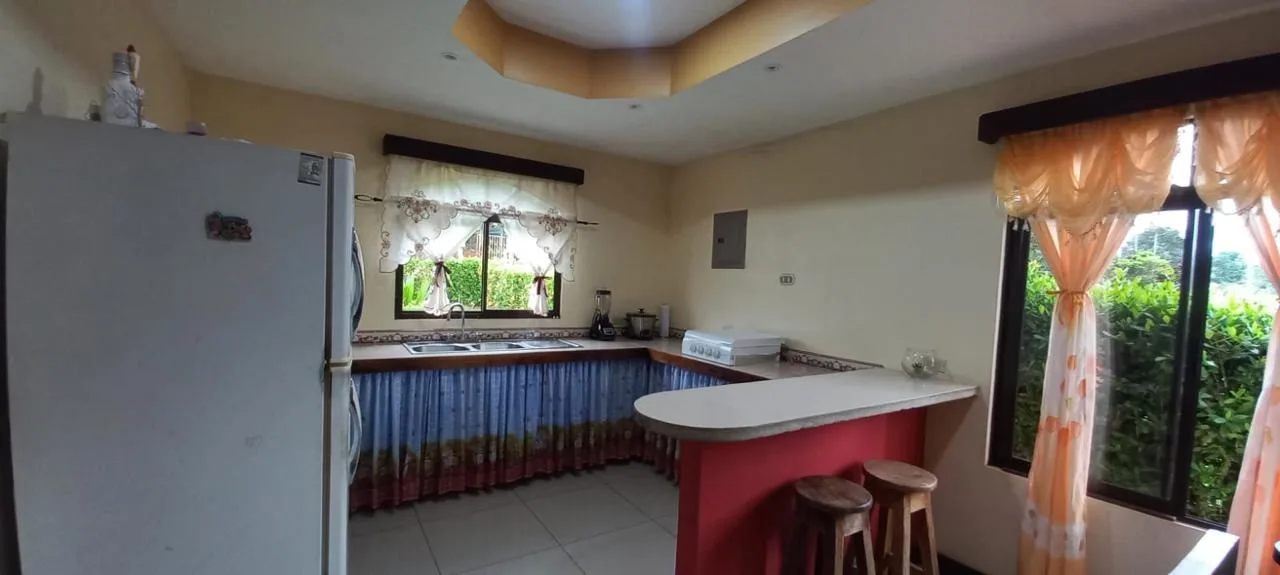 High-Quality 3-BR House in La Esperanza, San Pedro – Prime Location &amp; Large Lot, photo 9