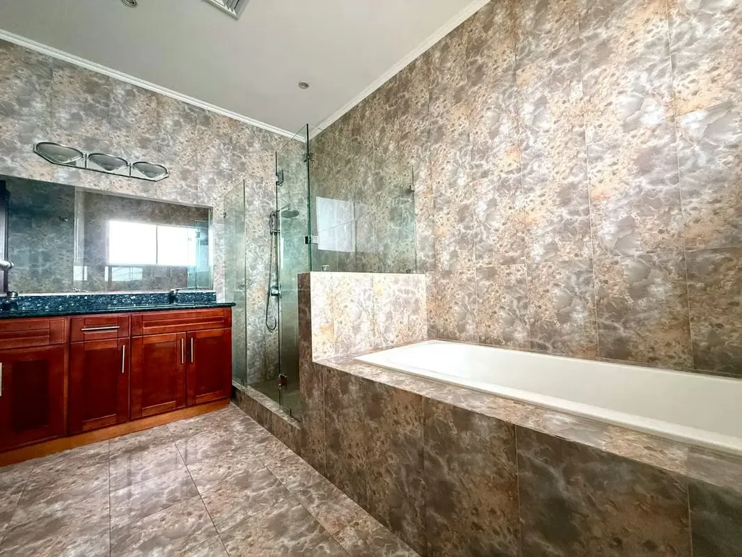 APARTMENT IN VALLE ARRIBA CONDOMINIUM FOR SALE, photo 10