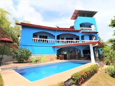 Eco-Lodge en Venta en Ojochal – 11 Habitaciones, Vistas al Océano, photo 3