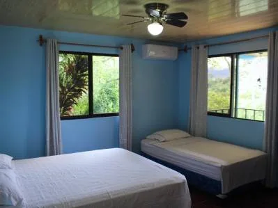 Eco-Lodge en Venta en Ojochal – 11 Habitaciones, Vistas al Océano, photo 10