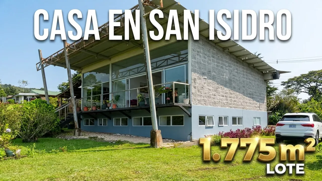 Luxury Home for Sale in San Isidro de Heredia with Large Lot and Mountain Views