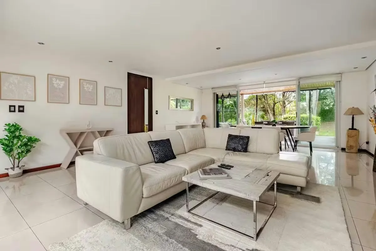 Spectacular contemporary three-level residence, fully furnished and equipped, located in an ...