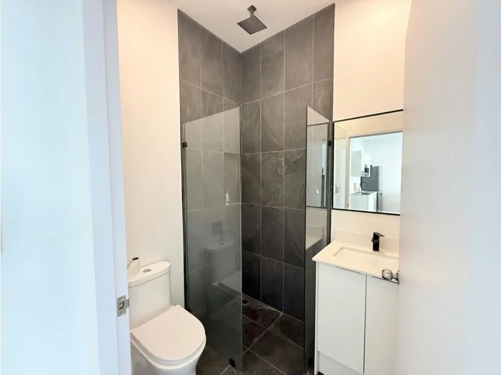 Ubicado en Rohrmoser, una de las zonas residenciales más exclusivas y cotizadas del Gran Área Metropolitana, este moderno apartamento en el condominio Sky Garden se encuentra en el ..., photo 4