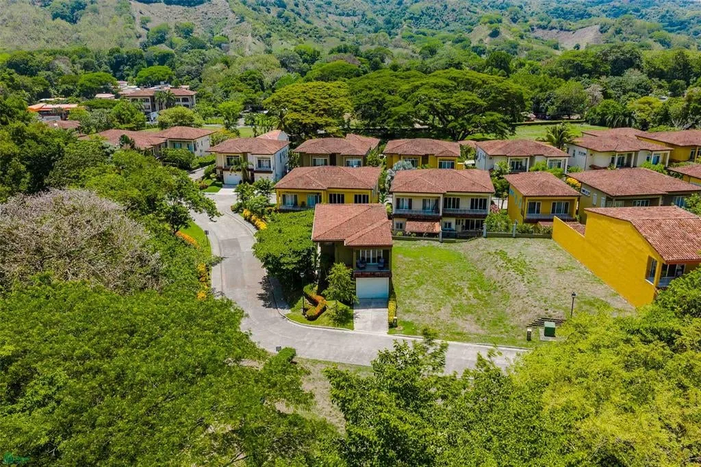 Luxury Four Bedroom Home Jac Puntarenas