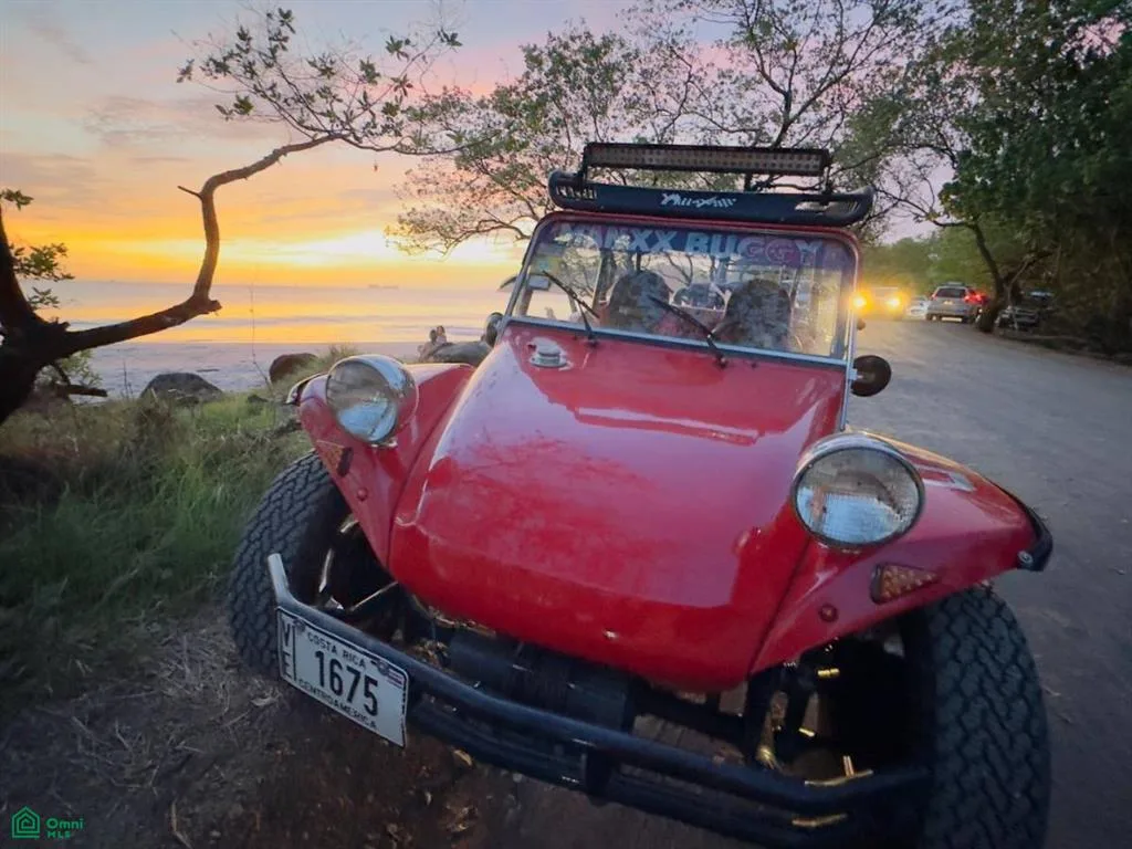 Avenida Cinco Tempate Guanacaste