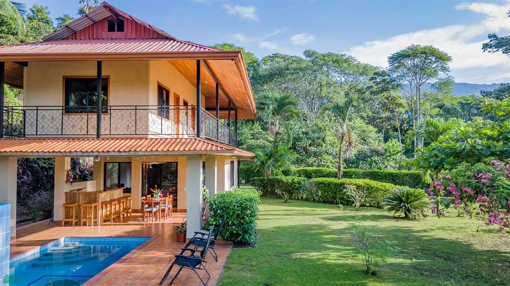 Casa Soluna Puerto Cortes Puntarenas