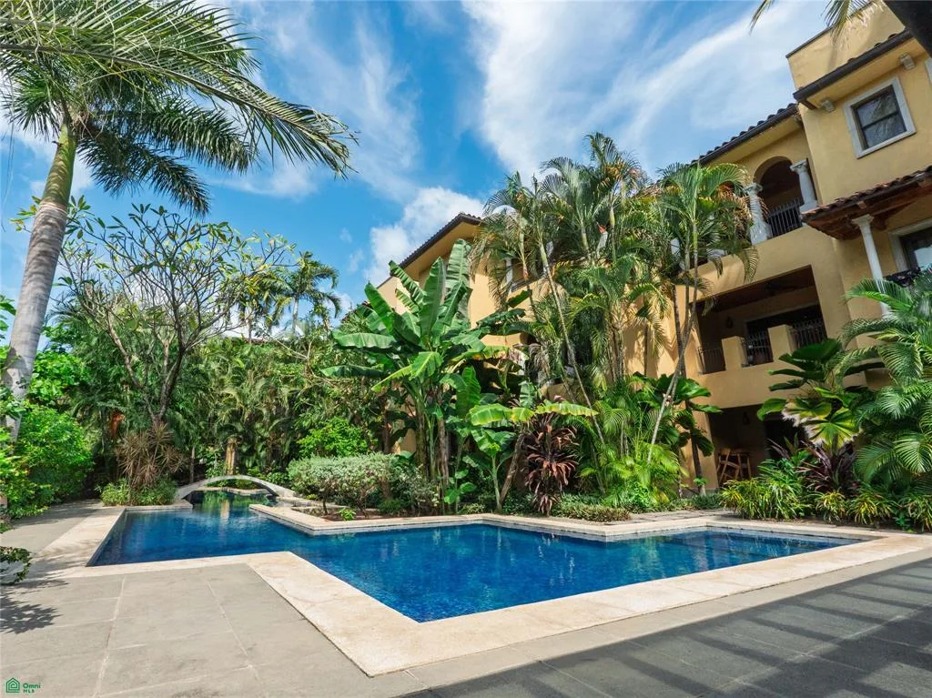 Unit 3 La Esquina Tamarindo Guanacaste