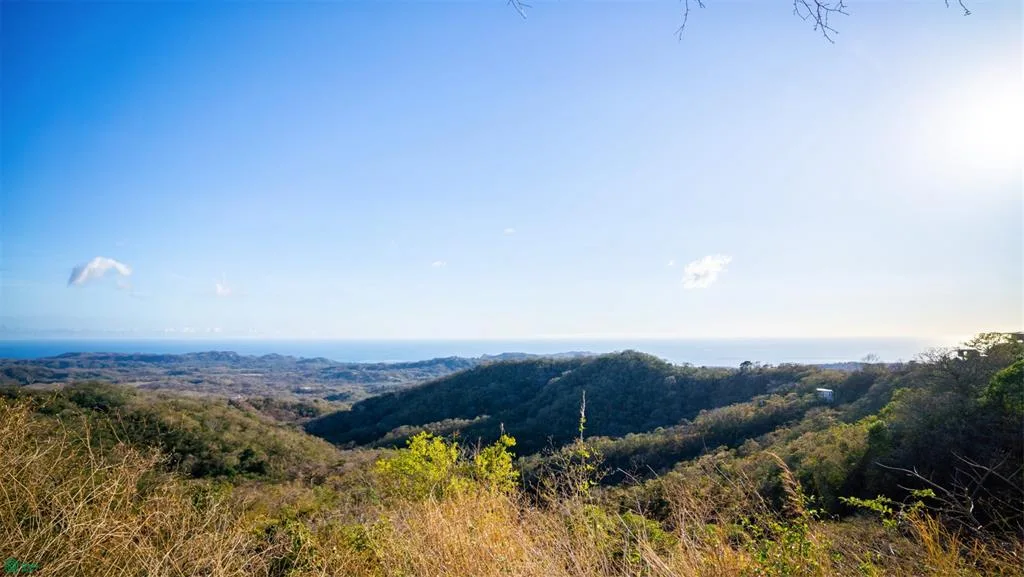 San Juan Mountain Nosara Guanacaste