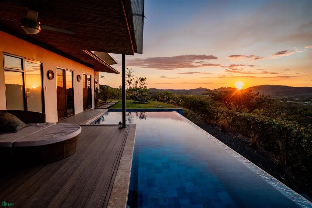 Finca Toltec Tamarindo Guanacaste
